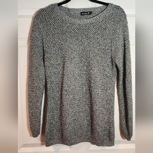 Lulu-B Gray Sparkle Knit Stretchy Sweater Acrylic Blend Medium